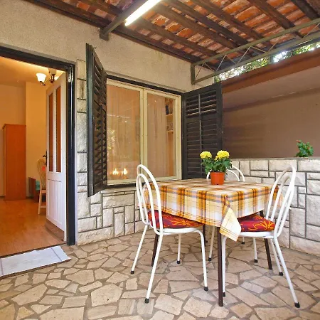 Apartment 1197 Premantura