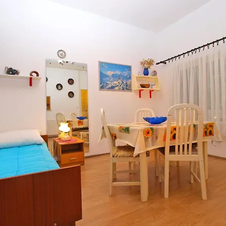 1197 Apartment